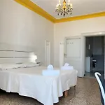Floor - Panoramic Roof View - Quiet And * Siena