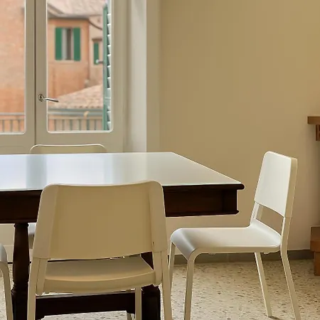 Floor - Panoramic Roof View - Quiet And Siena